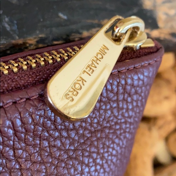 Michael Kors make up bag - Picture 4 of 7